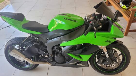 KAWASAKI NINJA ZX-6R 